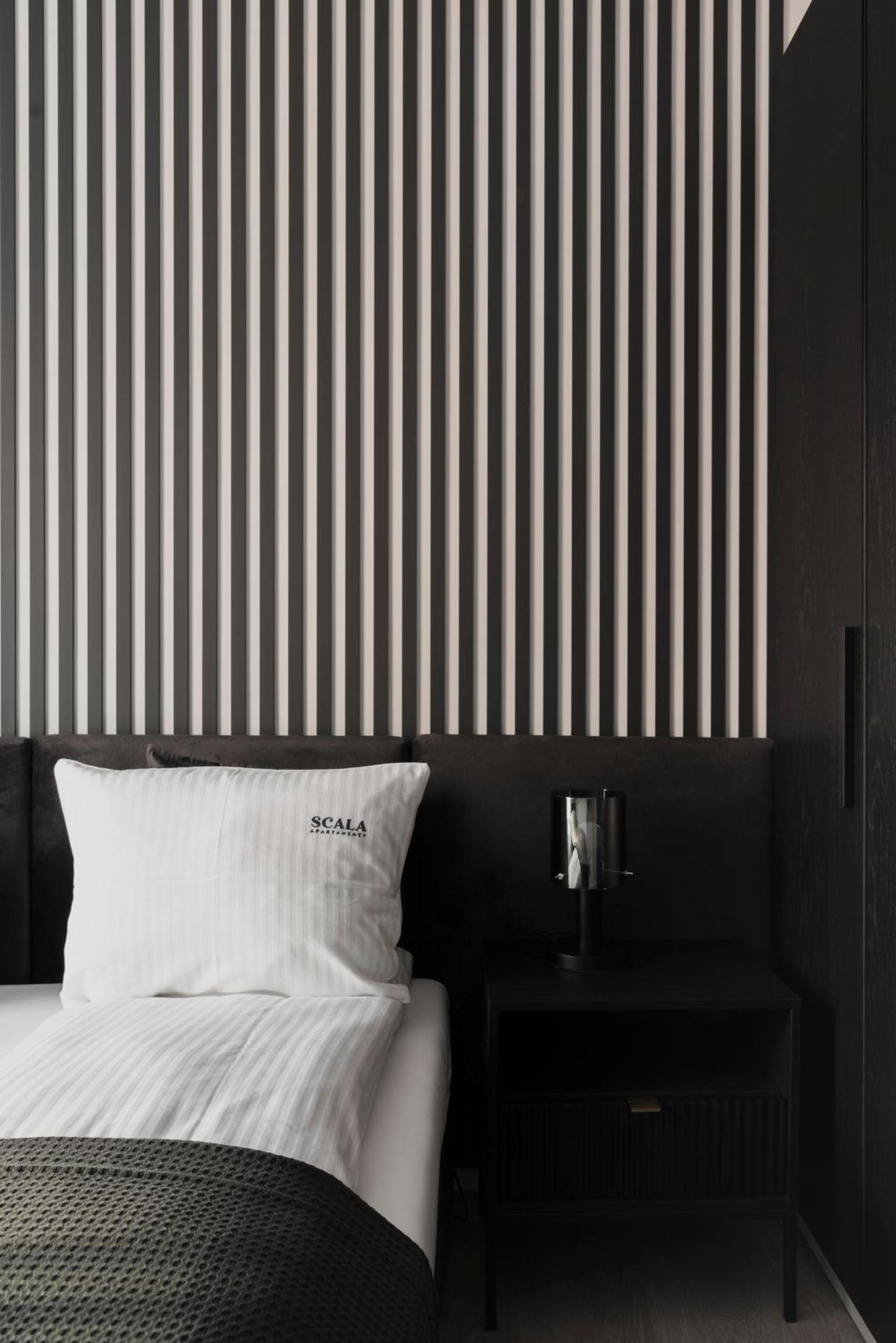 Scala 60D City Center Apartments With Parking By Lion Apartments Gdansk Ngoại thất bức ảnh