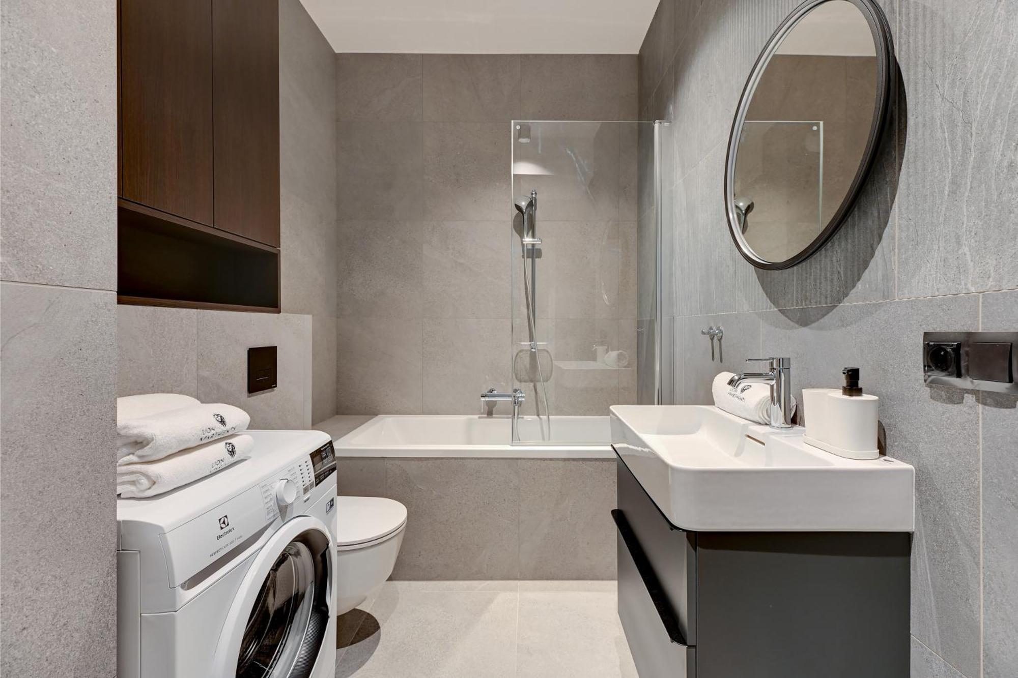 Scala 60D City Center Apartments With Parking By Lion Apartments Gdansk Ngoại thất bức ảnh